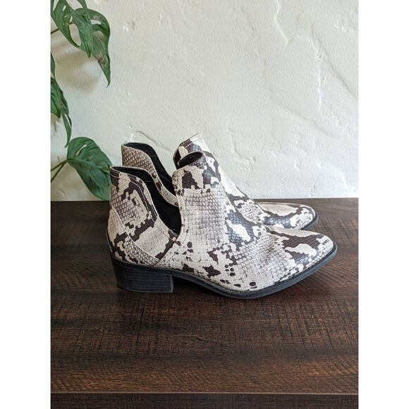 Madden Girl G-Nite Snake Skin Print Ankle Boots - Size 7.5 - Picture 1 of 8